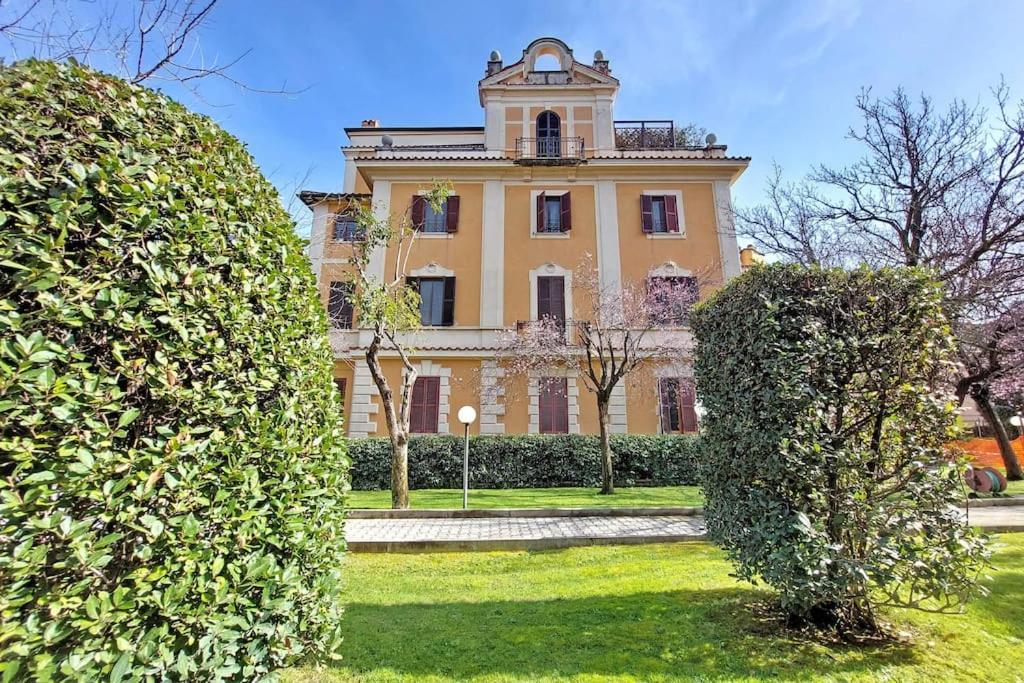 Vatican With Parking Appartement *
